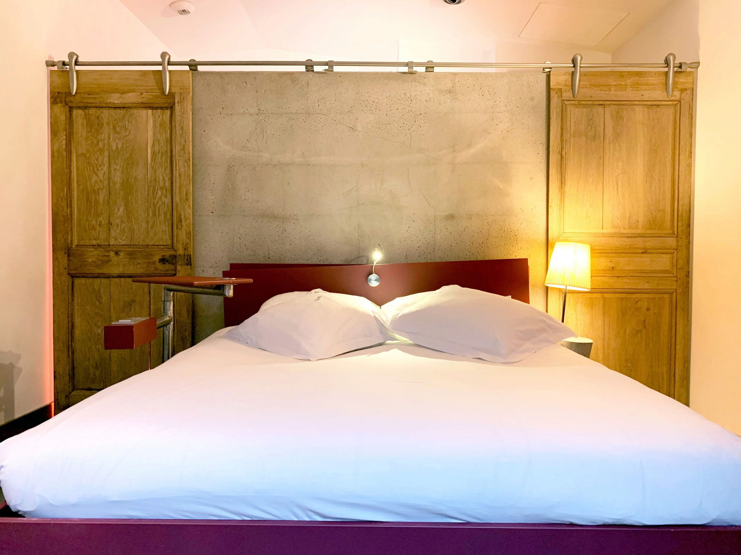 qa hotel