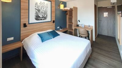 quick access hotel 2