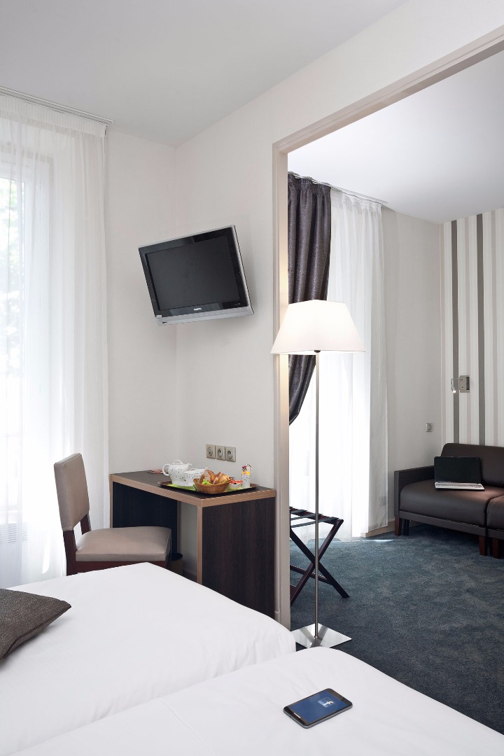 Triple Superior  Comfort Plus room - three single beddings