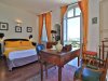 chambre avec balcon et vue hotel grasse 3