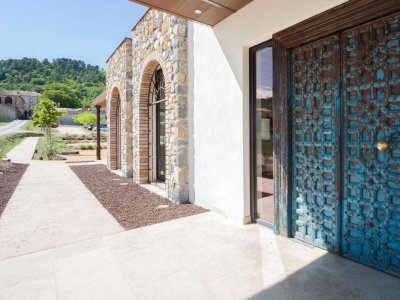 hotel le clos des arts jardins et terrasses les mages 206310