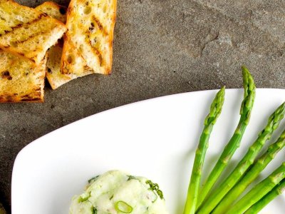 hotel le clos des arts restaurant les mages 502774