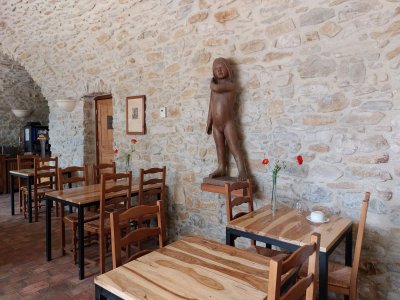 logis hotel le clos des arts restaurant les mages 999437