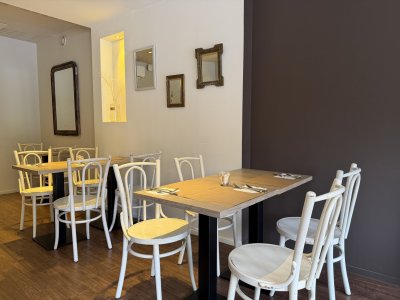 Salle Petit Dejeuner II Hotel de la Gare de Troyes 002