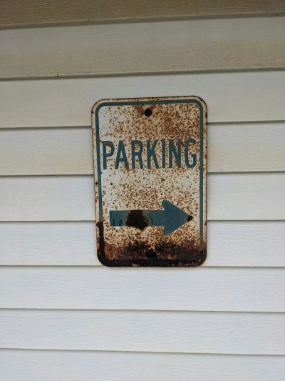 Parking Voiture - Moto - Vélo