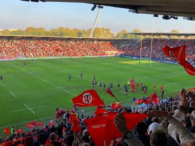 Vivre avec intensité et passion un match de rugby à Toulouse