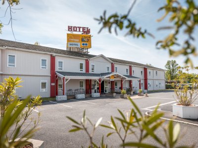 The ORIGINALS HOTEL ACCESS LE BORDEAUX LAC OTA 7