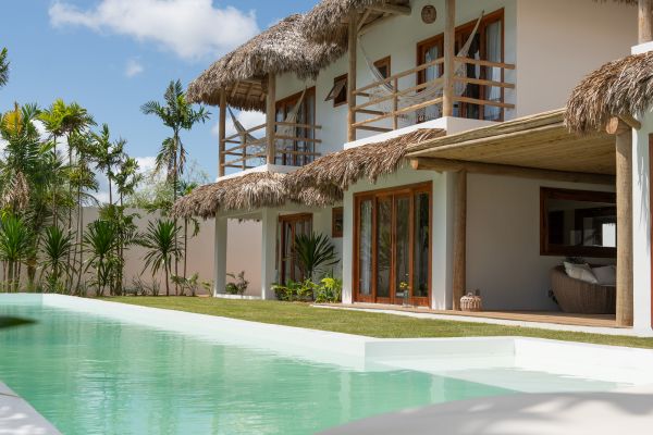 Piscine et terrasse privées d'une villa Preabeach Experience, plage de Prea, Brésil