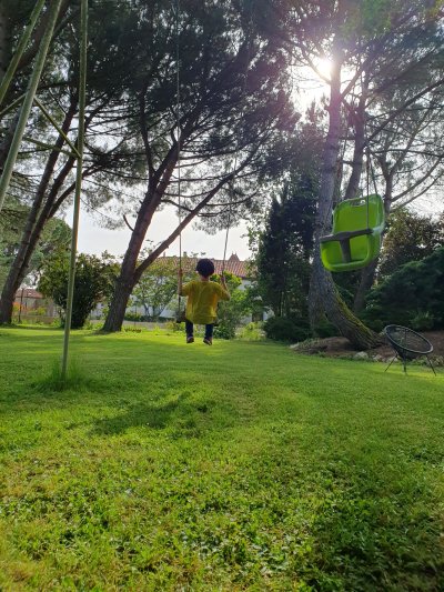 Hôtel familial près d'Agen avec jeux extérieurs et intérieurs