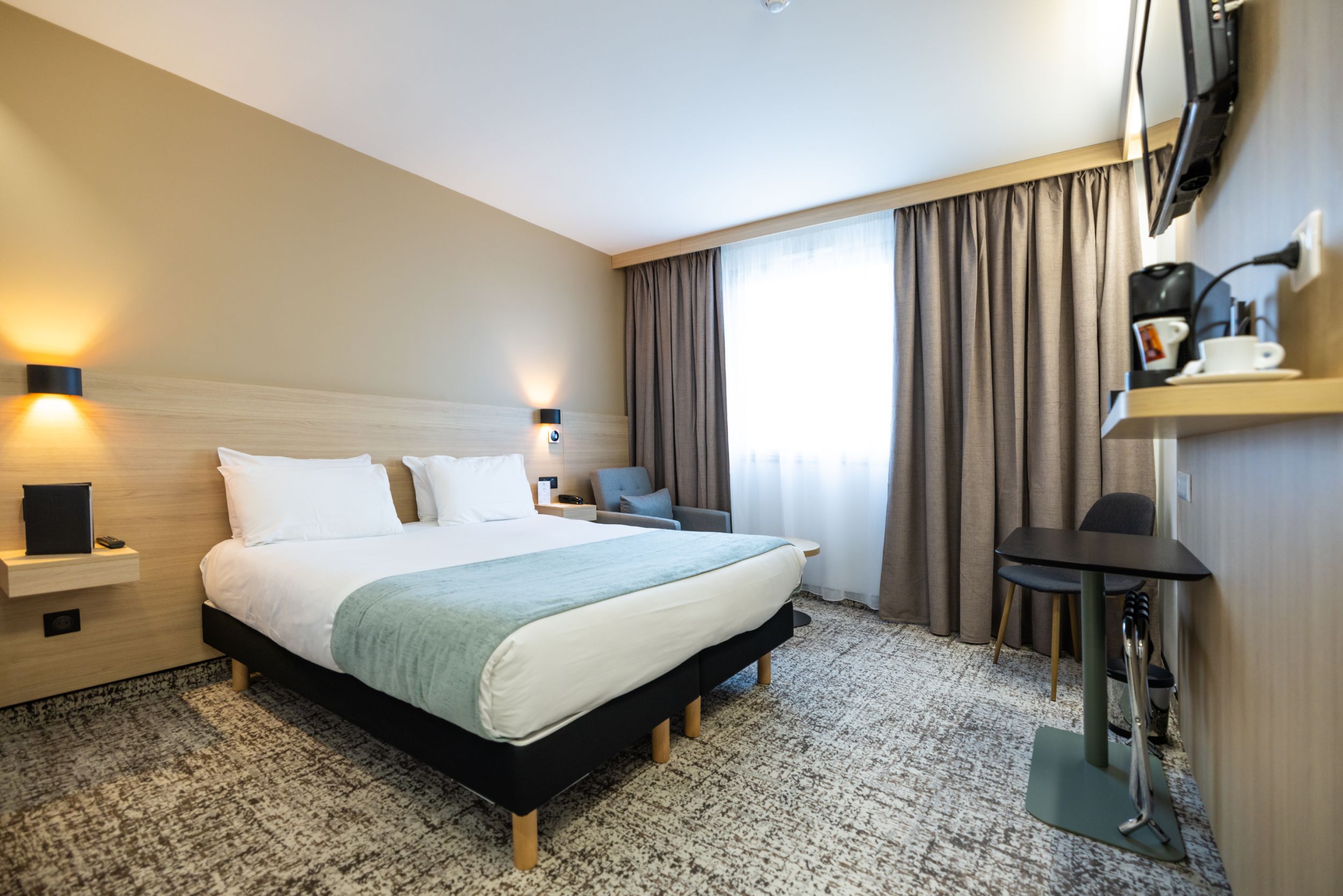 SURE HOTEL Bordeaux Lac chambres 1 2