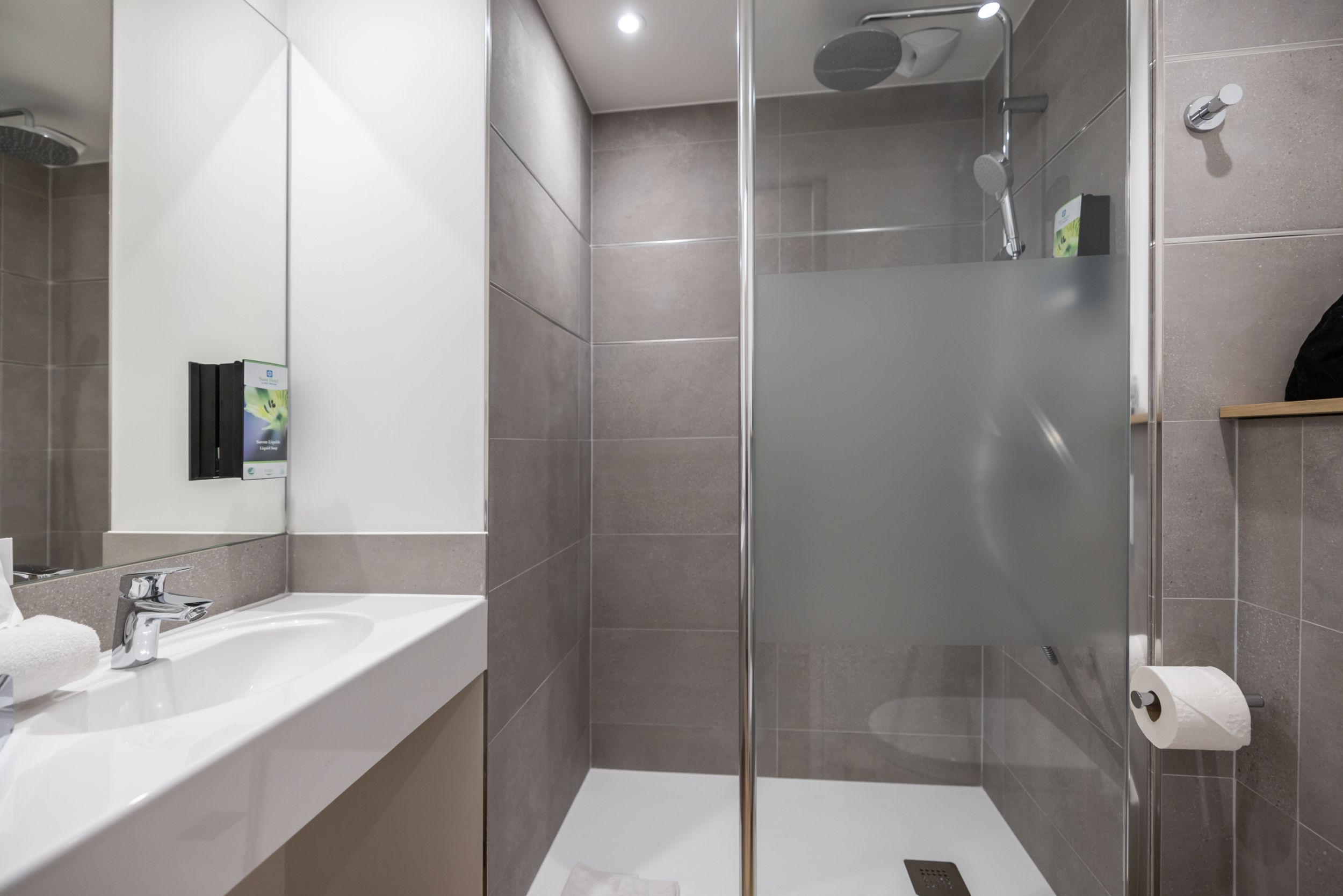 SURE HOTEL Bordeaux Lac chambres 22