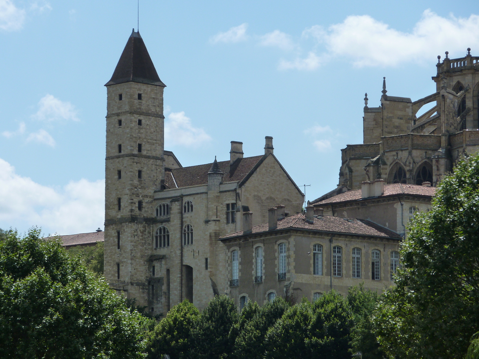 Les villes près de Lourdes